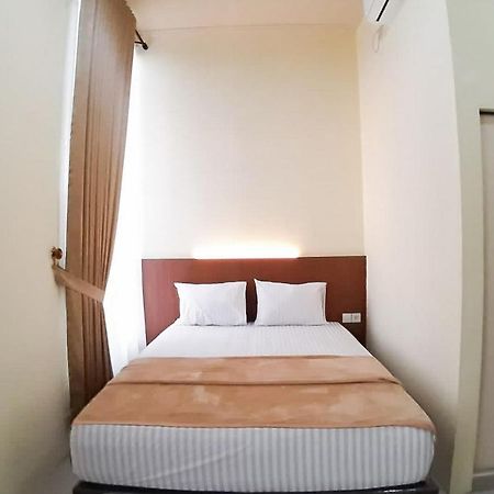 Готель Reddoorz Syariah Near Transmart Jambi 2 Paalmerah Екстер'єр фото